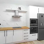 Instant House アパート フリヒリアナ