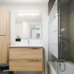 Instant House アパート